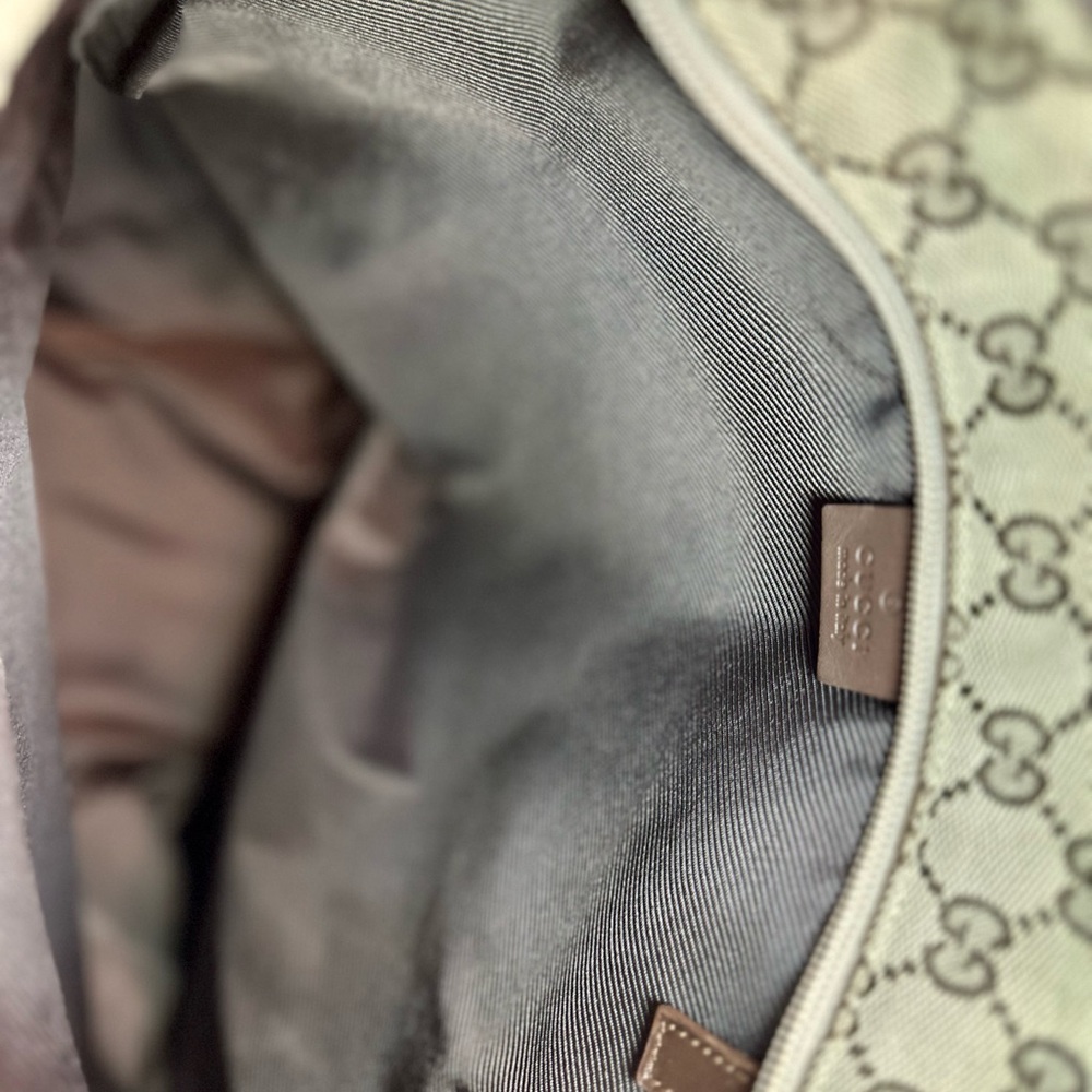 Gucci Brown Monogram Tote Bag - Picture 8 of 11